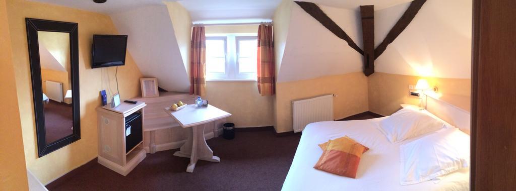 Neuwiller-lès-Saverne Hotel Du Herrenstein חדר תמונה